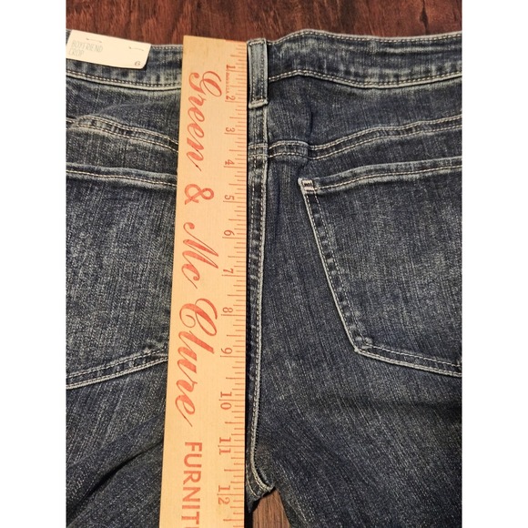Maurices Boyfriend Crop Jeans Women's Size 6 Medium Wash Raw Hem Stretch NWT - Picture 9 of 11